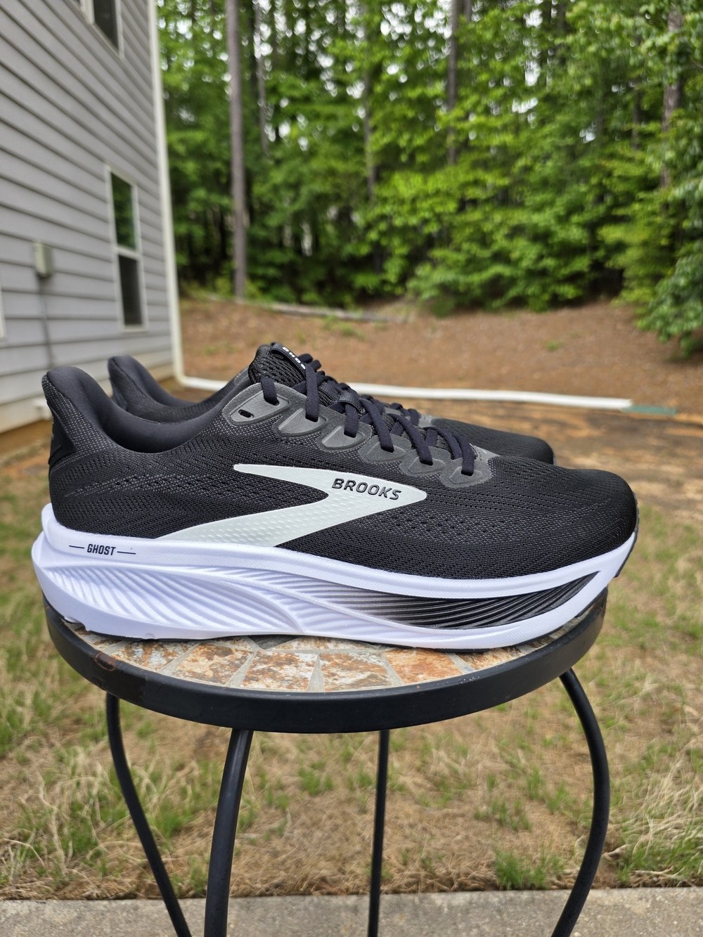 Brooks Ghost 17 1104422E090 Black/White Running Shoe Men Sz 11.5 2E Wide Worn 1x